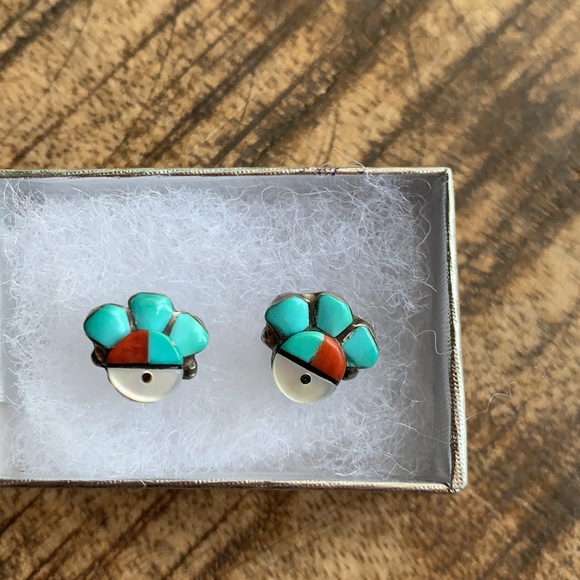 Genuine vintage silver Navajo turquoise, coral and mother of pearl earrings - Picture 3 of 7
